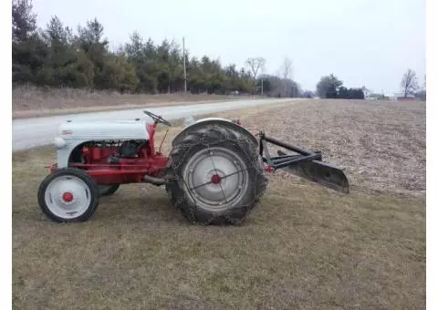 1948 Ford 8n tractor